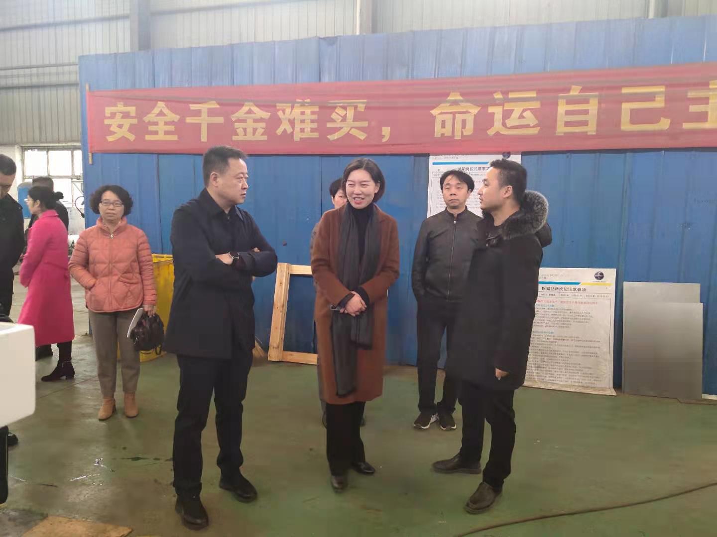 湖南麥克斯攪拌捏合設備有限公司,湘潭攪拌混合設備生產銷售,湘潭立式捏合機生產銷售 湖南麥克斯攪拌捏合設備有限公司,湘潭攪拌混合設備生產銷售,湘潭立式捏合機生產銷售